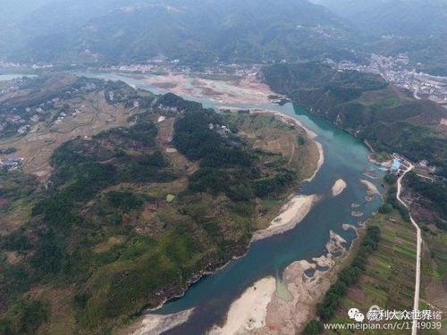 越野e族全地形車賽道規(guī)劃設(shè)計(jì)專業(yè)團(tuán)隊(duì)到紅巖嶺實(shí)地考察場(chǎng)地,謀劃建設(shè)山地戶外運(yùn)動(dòng)新項(xiàng)目 全地形車公園